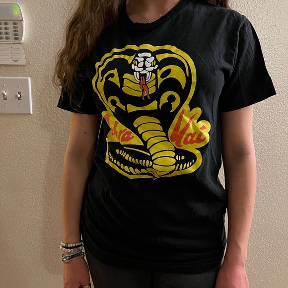 Cobra Kai Screen Tee S - Picture 2 of 6
